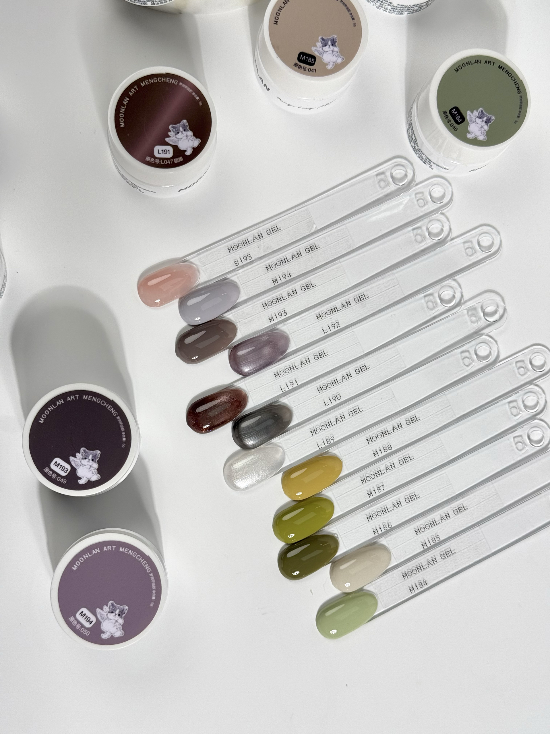 梦诚MoonlanArt甲油胶涂色微流平功能高饱和日式罐装胶184一195号