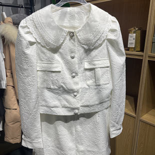 五 两件套装 兰米特卖秋季 娃娃领提花外套女时尚 配半身裙子 新款