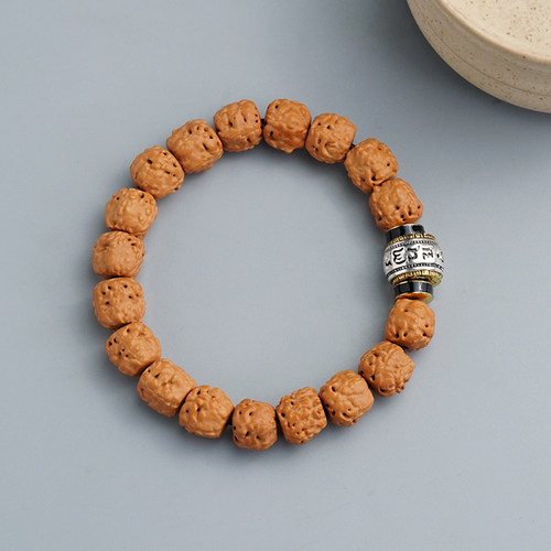 金刚菩提子三日红级别文玩手串