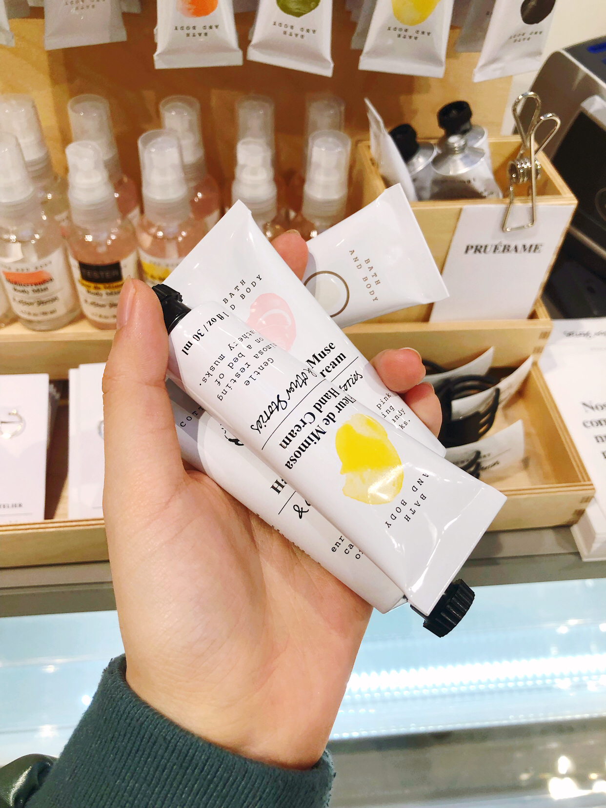 清仓现货2只起包邮 欧洲正品OtherStories颜料护手霜滋润保湿30ml