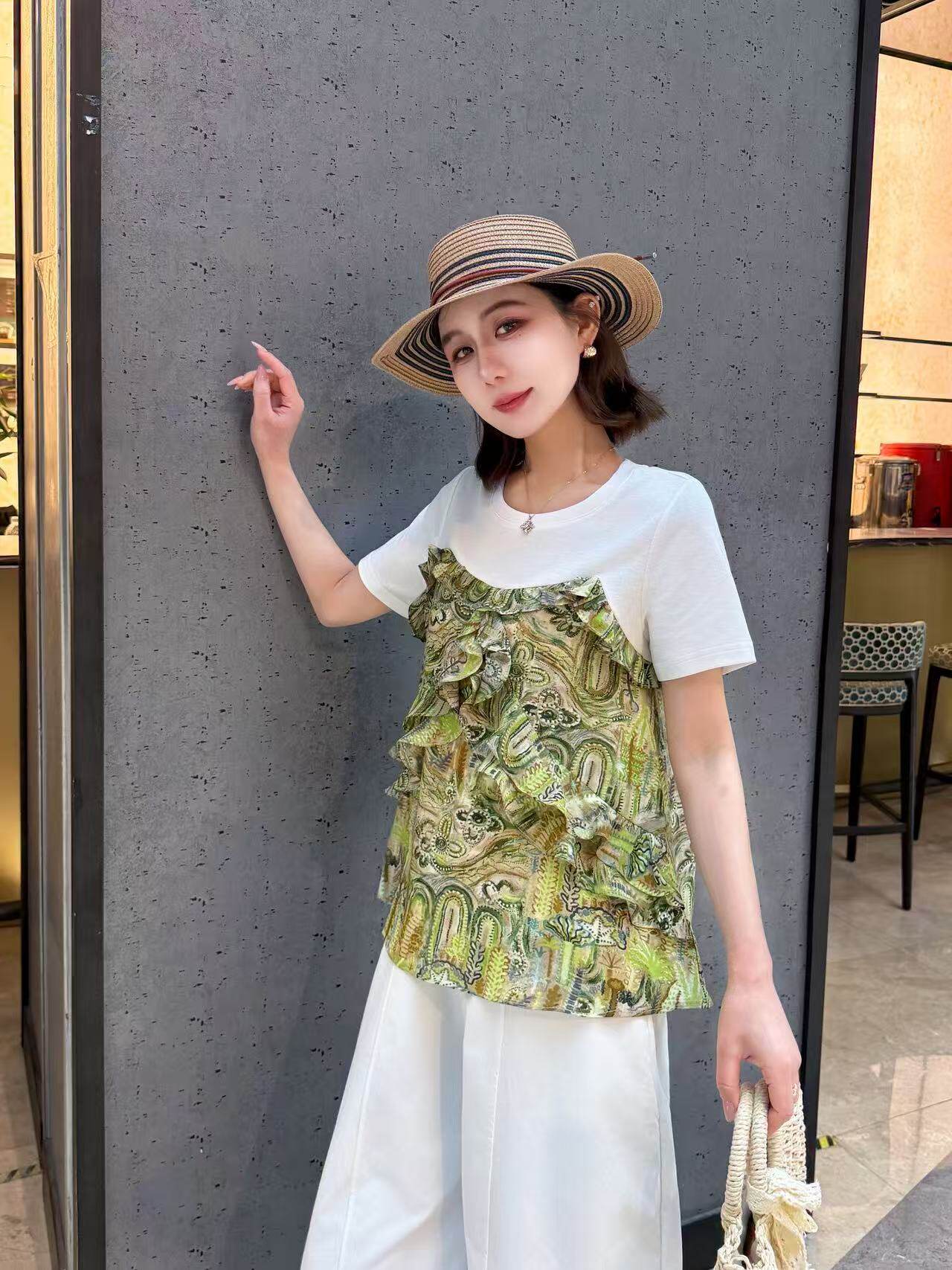 2026夏季新款圆领拼接印花吊带假两件T恤休闲短袖女