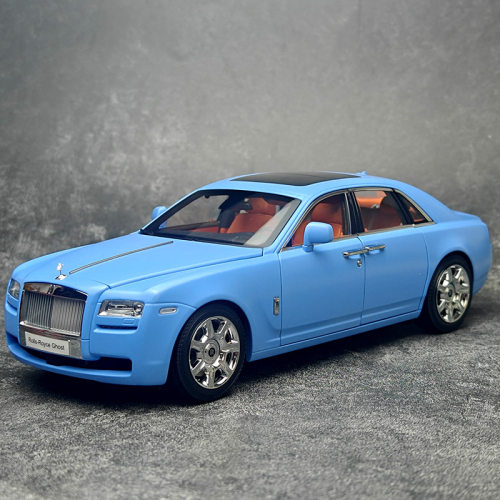 京商118白色合金汽车模型