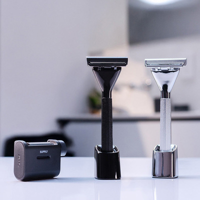 更便捷！旅行手动剃须