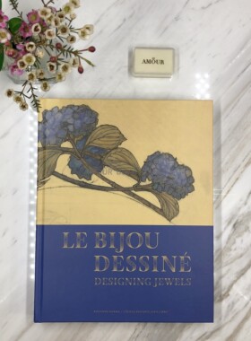 L’ÉCOLE DES ARTS JOAILLIERS 梵克雅宝珠宝学院展览画册