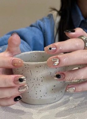 【纯手工美甲】穿戴甲魔镜涂鸦黑色鹅蛋太阳之心洛可可学生短款