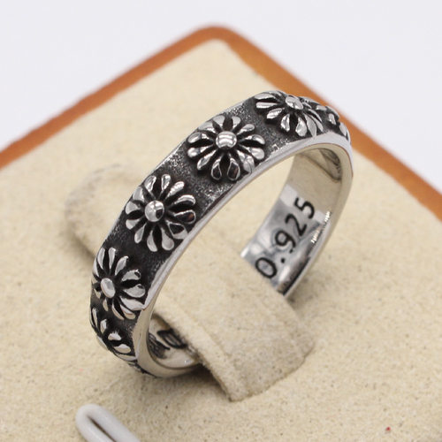 罗马十字架情侣对戒指