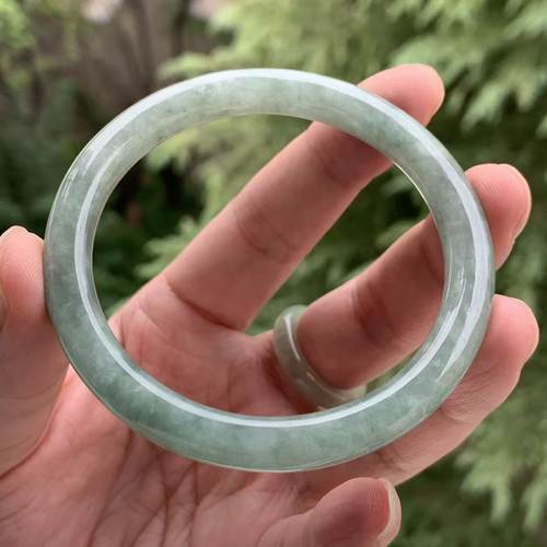 缅甸A货翡翠军绿色美人条57.2mm