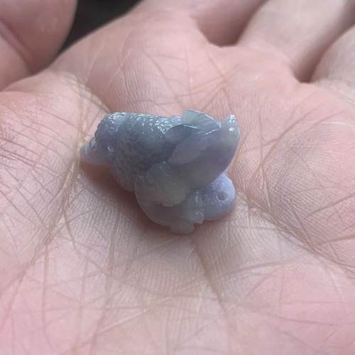 缅甸A货翡翠吊坠冰紫三脚金蟾