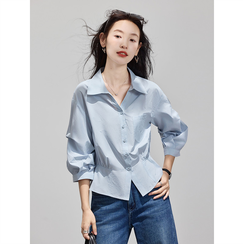 苏醒的乐园2026年秋季新款通勤纯色单排扣衬衫女装上衣