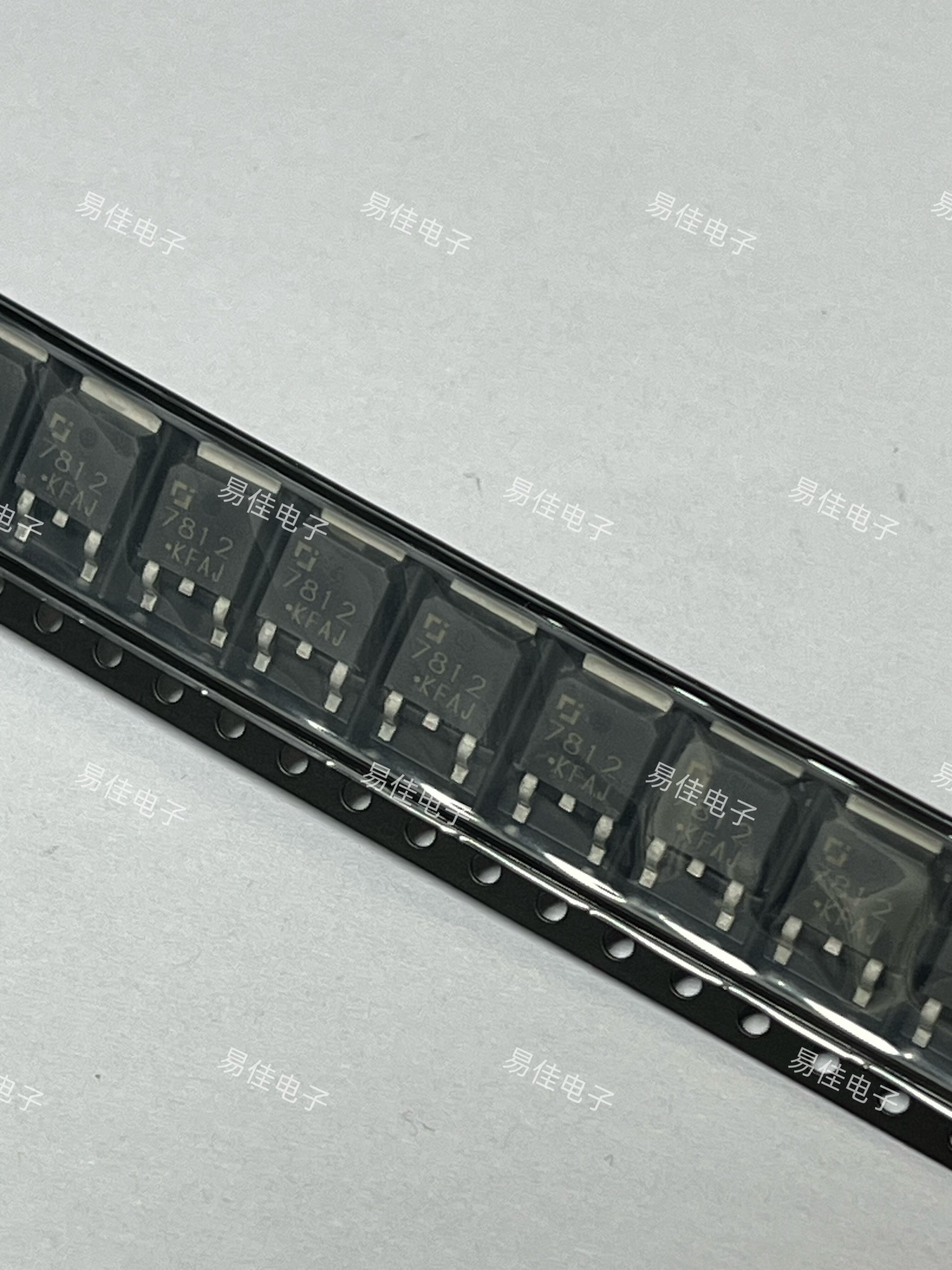 线性稳压器(LDO) CJ7812 TO-252-2 CJ