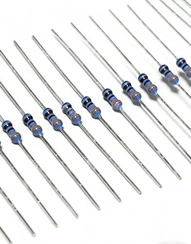 插件，D2.4xL6.3mm MFR-25FYE52-3K3 1/4W 1%  国巨