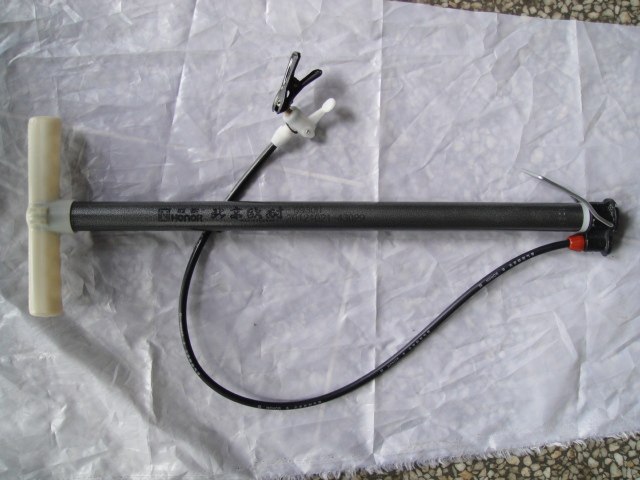 Pompe à vélo - Ref 2389864 Image 13