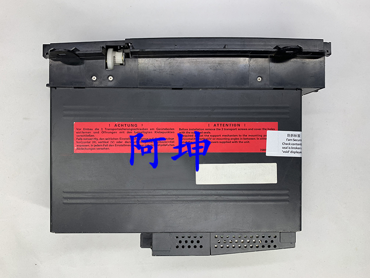 适用于宝马E65 E66 7系730Li 740745750760Li原厂6碟CD机盒箱背包