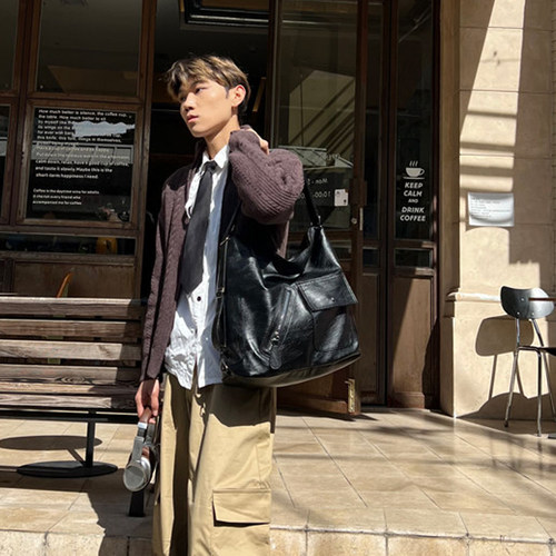 HBZ设计款ins复古街头暗黑系原宿机车托特挎包链条男女生pu潮个性