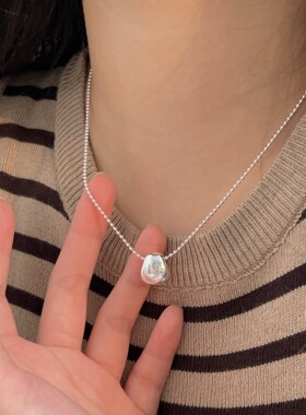 持恒韩国韩版S925纯银椭圆形吊坠项链女小众ins简约锁骨链高级感