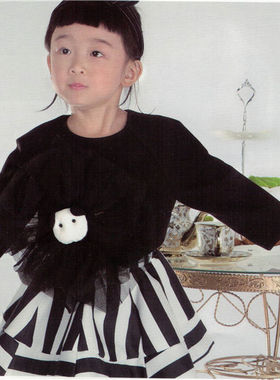 宝儿春款童装半身裙条纹短裙可爱女宝宝蓬蓬裙16935