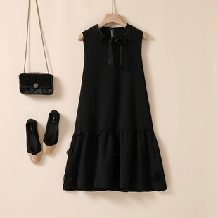 木木娜娜宽松大摆小黑裙 蕾丝花朵A字显瘦连衣裙2026夏季新款女装