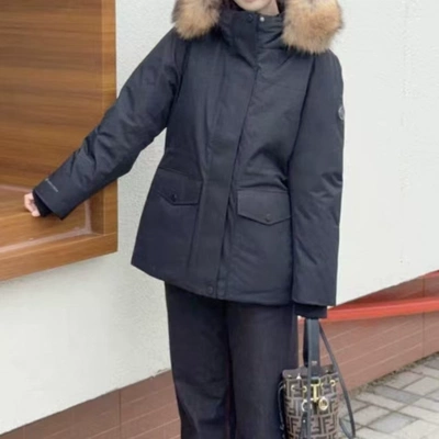 波家品质极寒高蓬鹅绒毛领25冬新款羽绒服女收腰优雅B250242214J