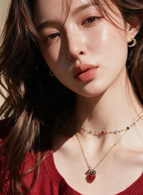 气质甜心草莓项链女款巨好看配饰