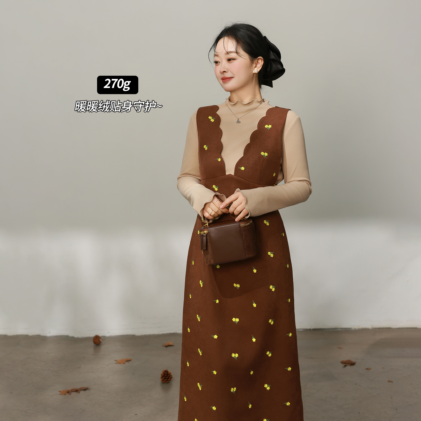 大码百分百女装微胖mm冬季撞色德绒假两件刺绣碎花连衣裙