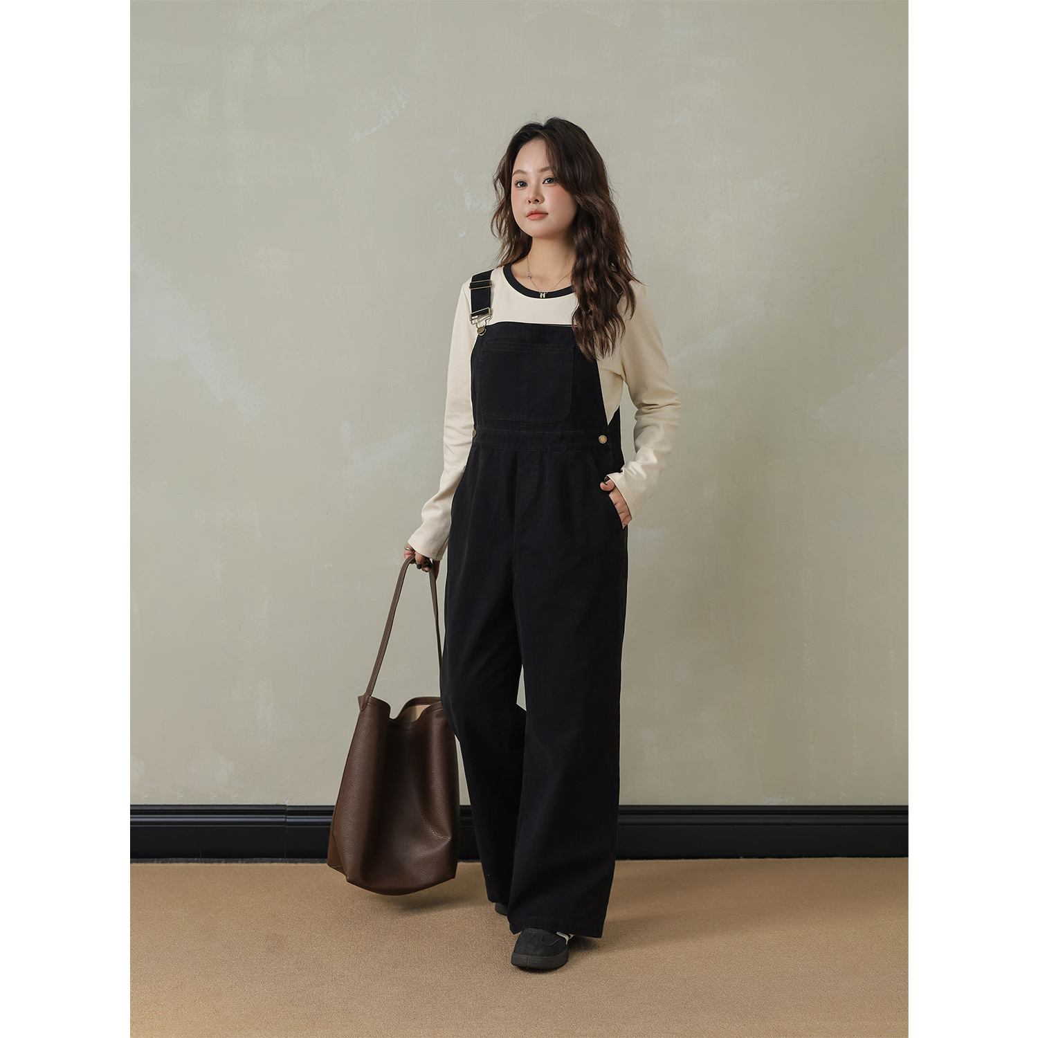 DM100大码百分百微胖mm女装秋季显瘦复古做旧高腰直筒牛仔背带裤