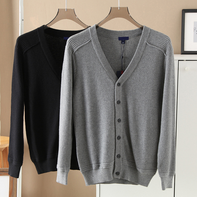 羊毛混纺菠萝纹V领针织衫