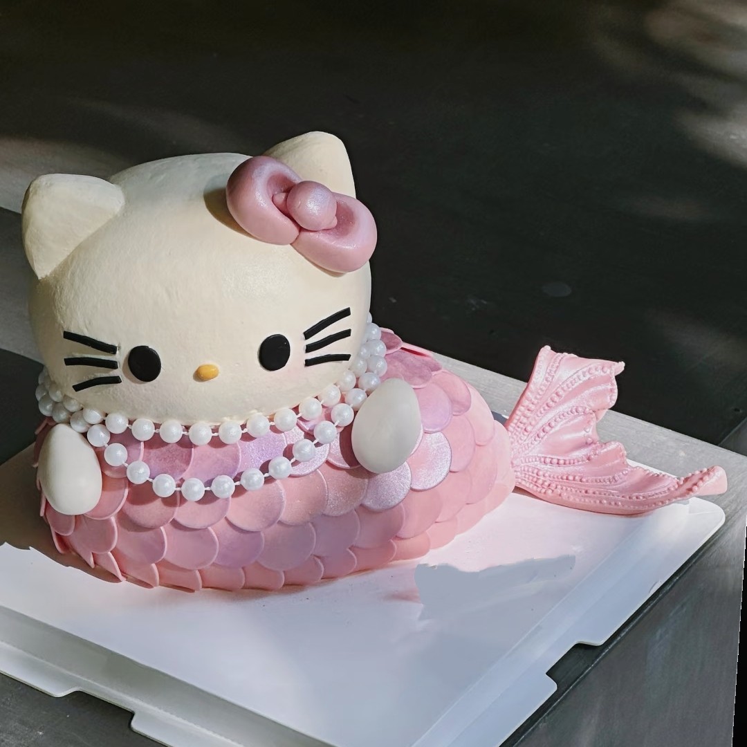 女孩儿童HelloKitty生日蛋糕