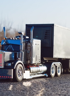 田宫1/14拖头新国王美式拖车牵引车拖挂车