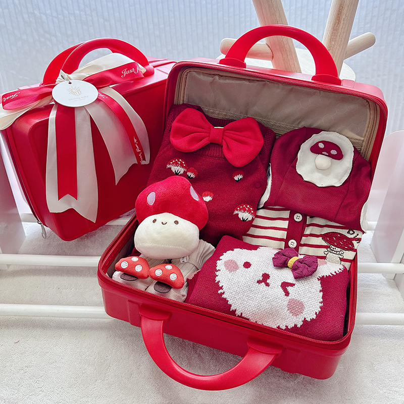 夏秋新款婴儿礼盒套装出生男女宝宝见面礼物INS红色蘑菇衣服满月