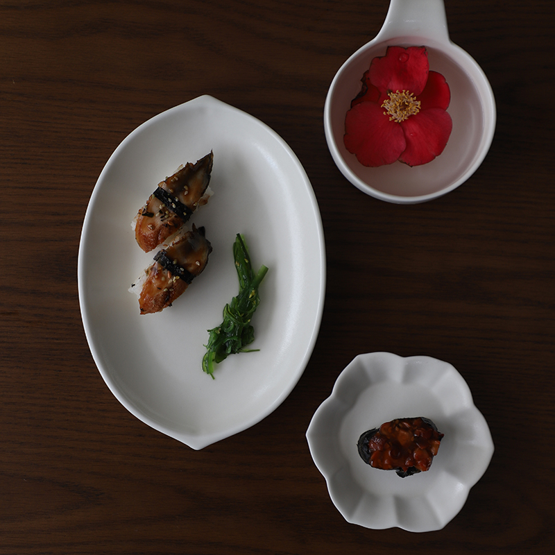 山水一间脂白叶子盘9寸鱼盘