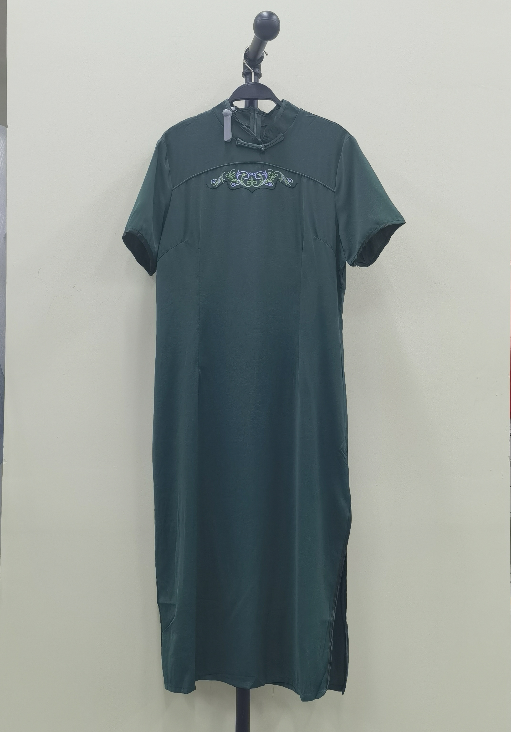 清货 女装女士精选品牌女装高端时尚气质百搭深绿色连衣裙