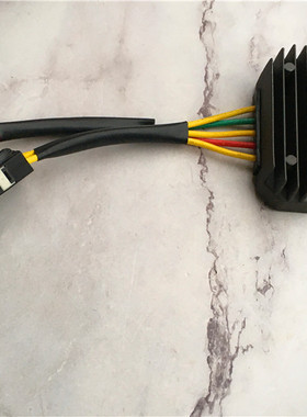 适用SYM 厦杏三阳 New fighter150 悍将150 整流器 充电器 稳压器