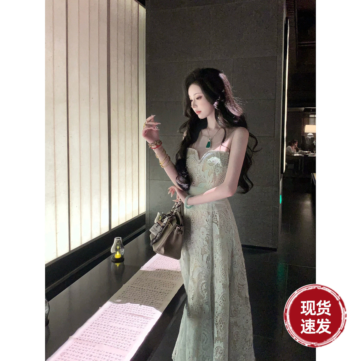 Sun雅乔【邂逅】夏季新款礼服高级感重工水溶蕾丝网纱拼接连衣裙图片