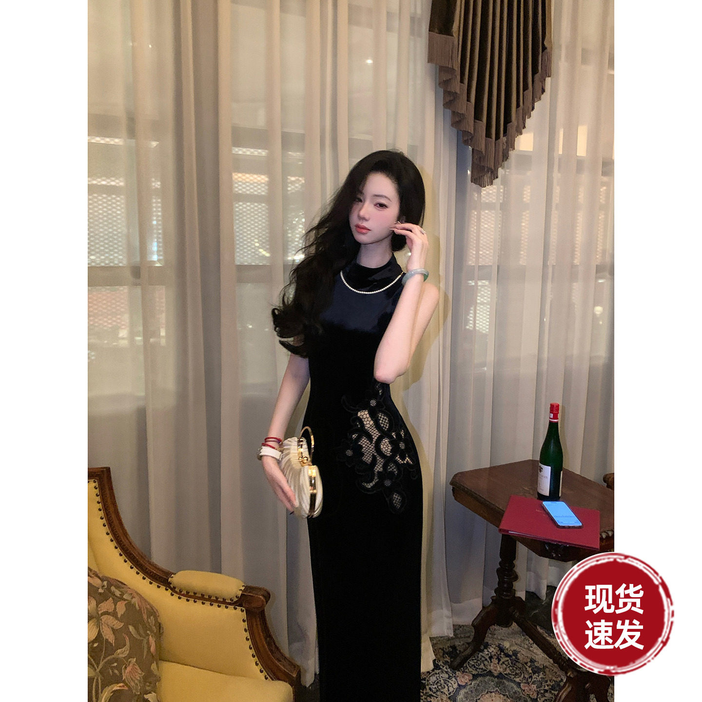 Sun雅乔【花开荼靡】秋冬法式后背蕾丝拼接无袖港风丝绒连衣长裙图片