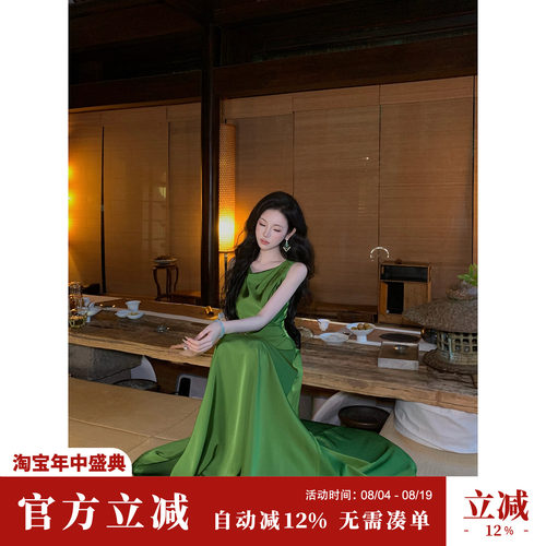 Sun雅乔【绿雾回廊】夏季高腰A字裙设计感收腰缎面无袖大摆连衣裙