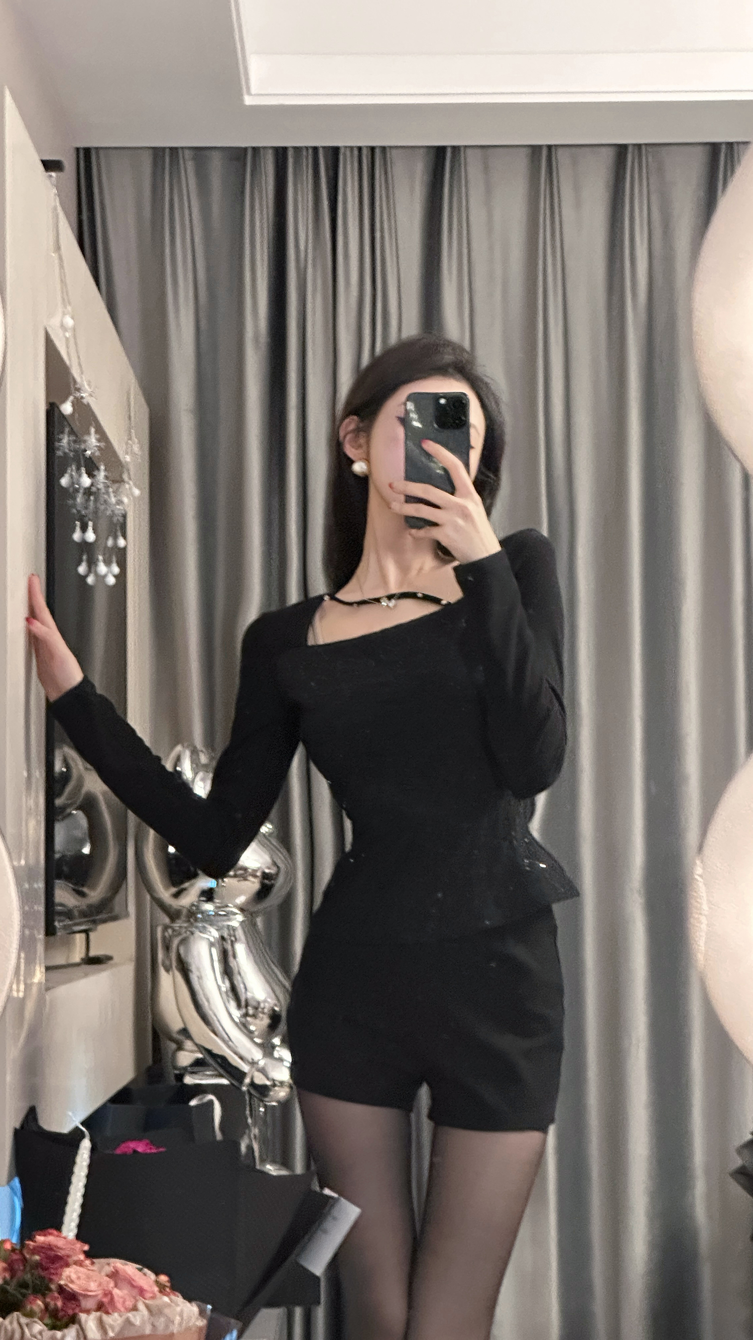 Sun雅乔【女团裤】春冬辣妹风显瘦短裤黑色高腰弹力直筒短裤女