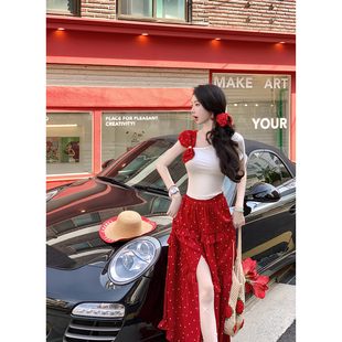 Sun雅乔 设计感斜肩樱桃T恤波点红色荷叶边开衩长裙 樱桃奶芙