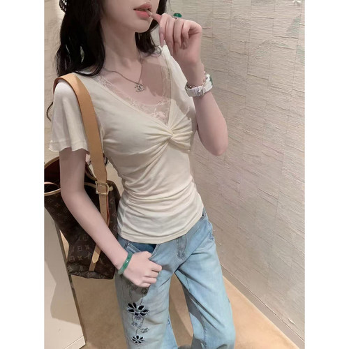 Sun雅乔【温柔陷阱】夏季修身莱赛尔天丝V领蕾丝边扭结T恤白上衣