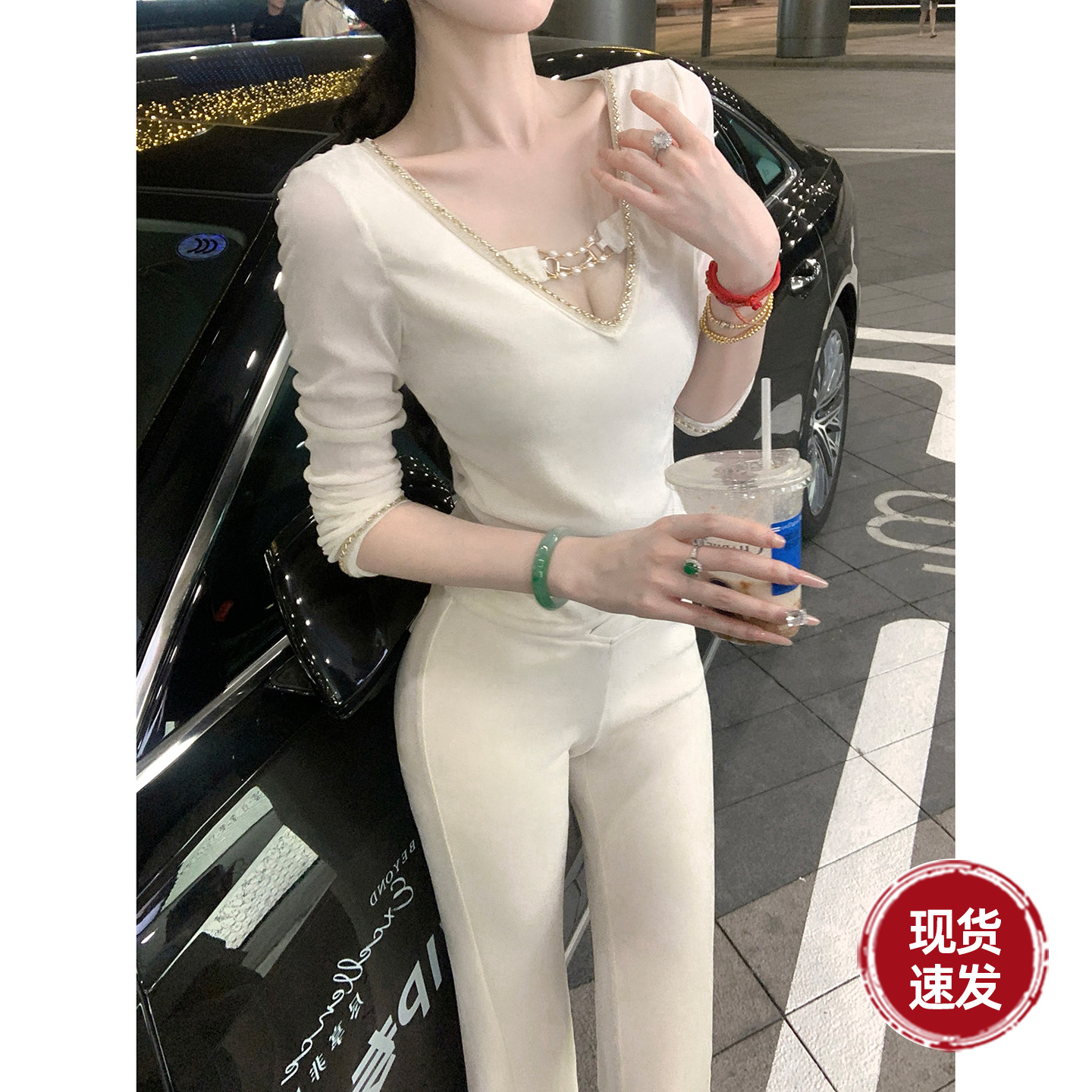 Sun雅乔【酒心魅力】秋季新款T恤V领镶钻丝绒白色打底上衣女长袖