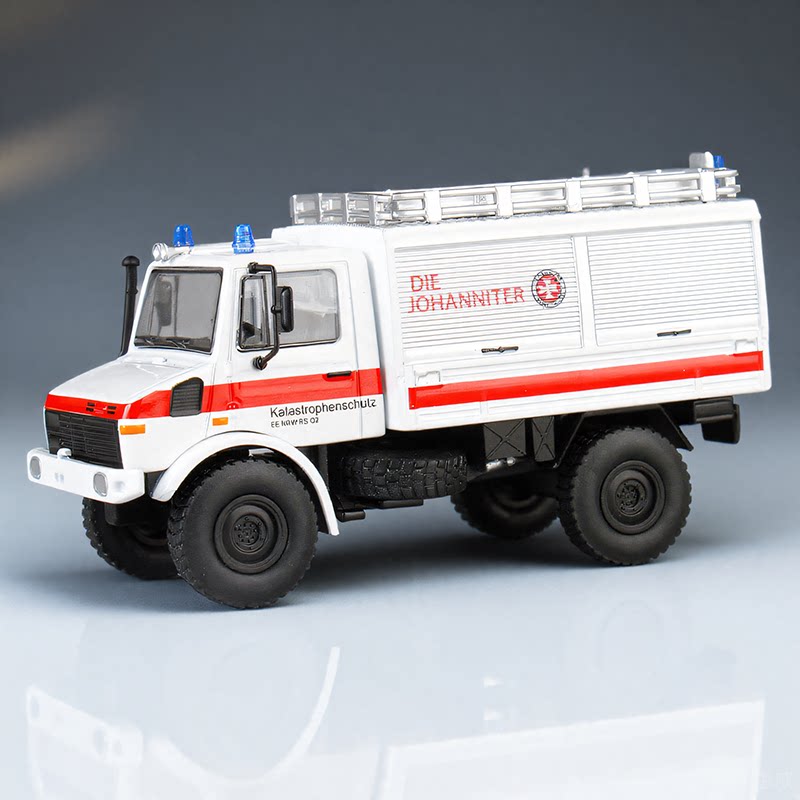 新品麦思迪1:64 乌尼莫克U1300L越野房车救援系列合金玩具车模型 - 实物图