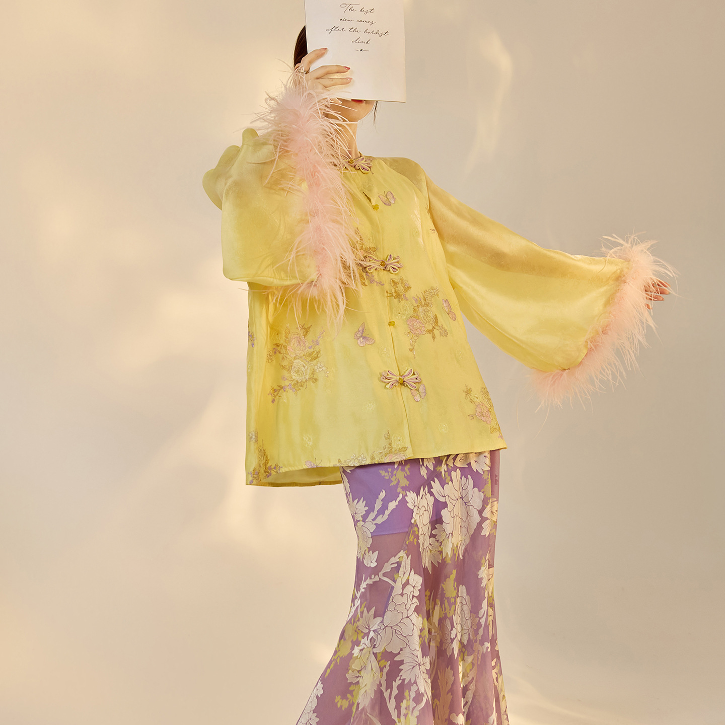 鸵鸟毛大袖刺绣汉服外套半裙套装