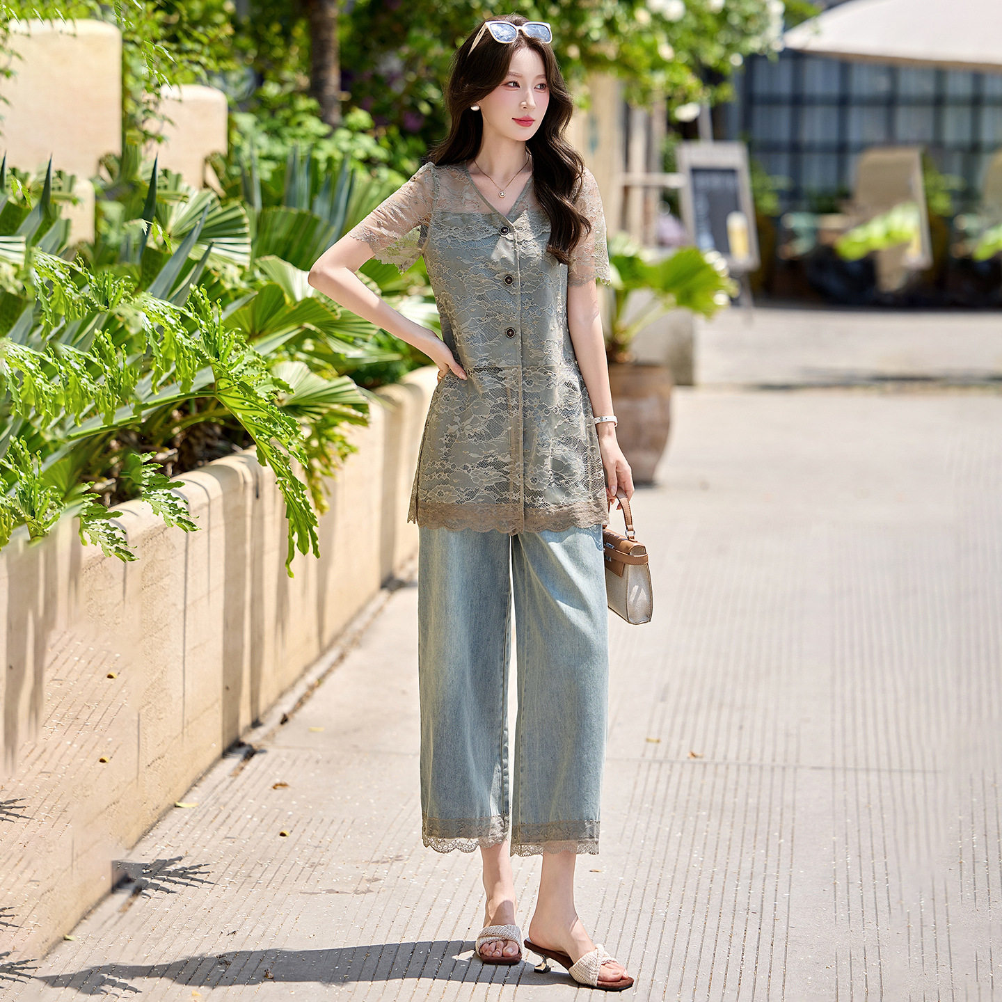 洋气短袖蕾丝拼接牛仔上衣直筒九分裤套装女2026夏中长款小衫裤子