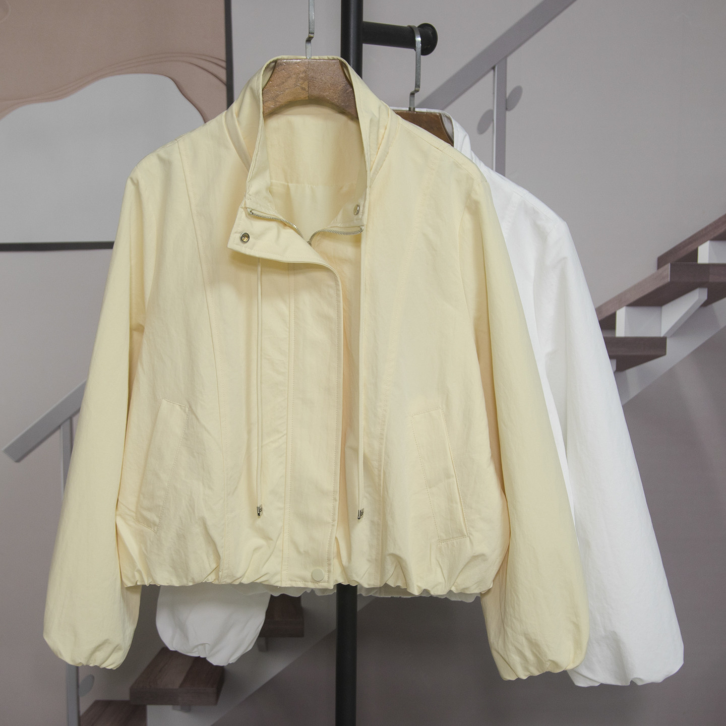 时尚立领短外套女2026春季新款宽松薄款百搭休闲夹克上衣潮70066