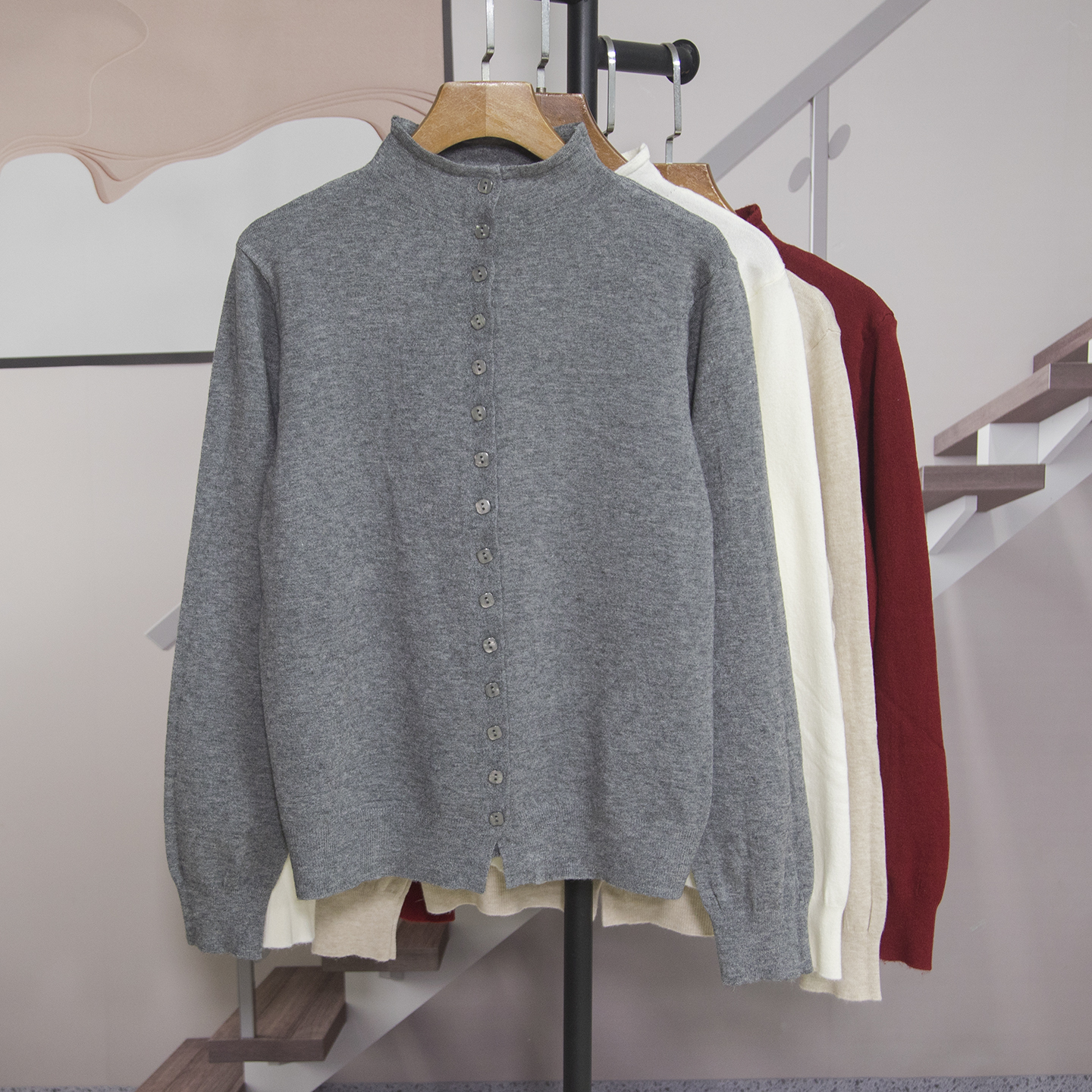 时尚半高领针织开衫女2025早秋新款宽松显瘦单排扣毛衣外套潮7730