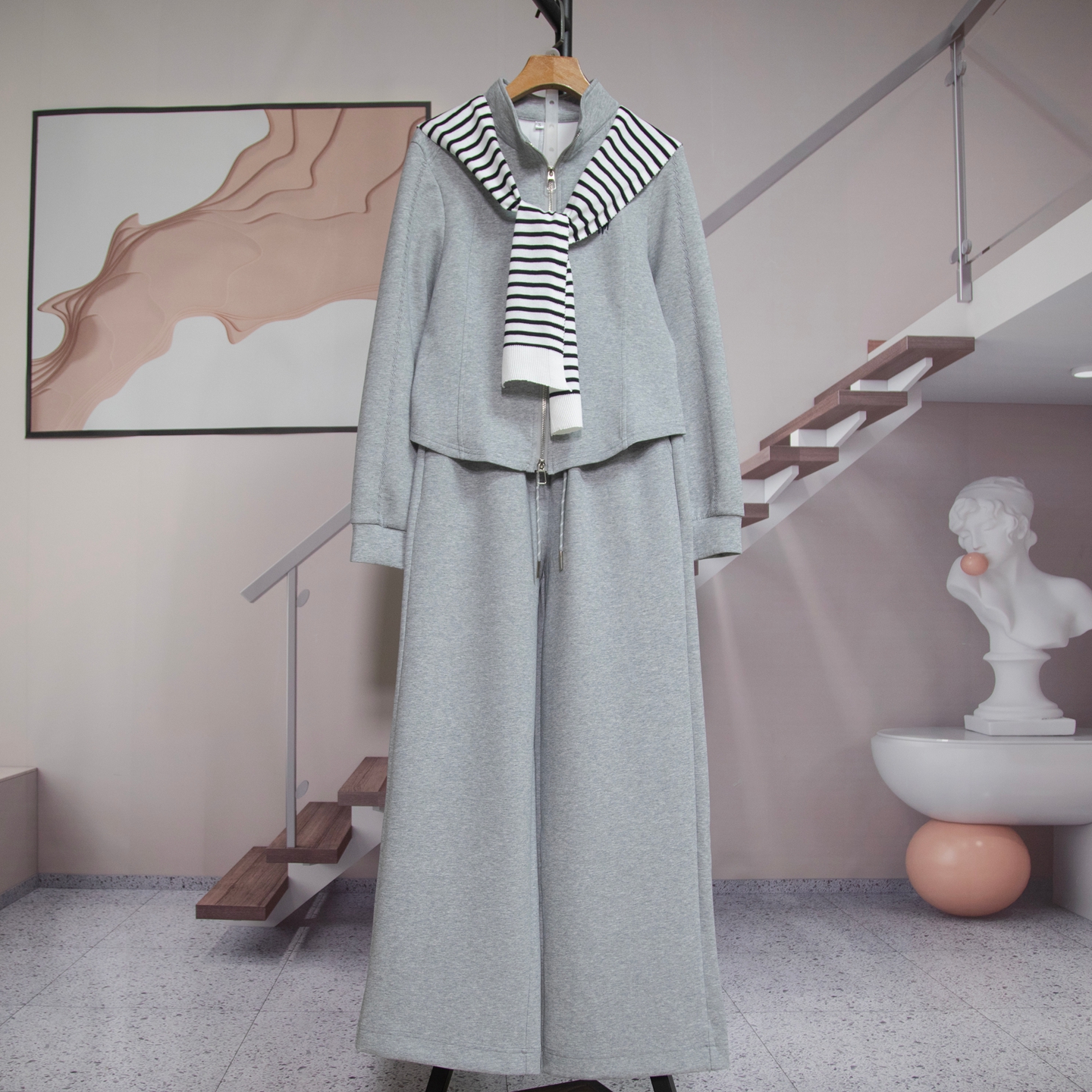 时尚立领卫衣外套阔腿裤两件套