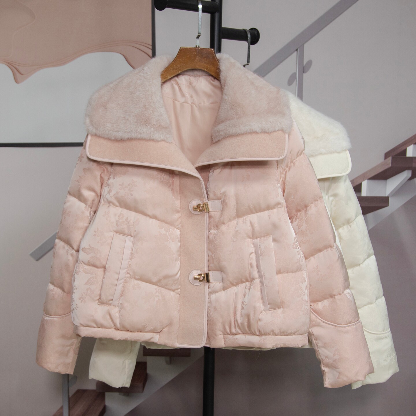 时尚气质国风白鸭绒羽绒服女2025冬季新款百搭小香风百搭外套373