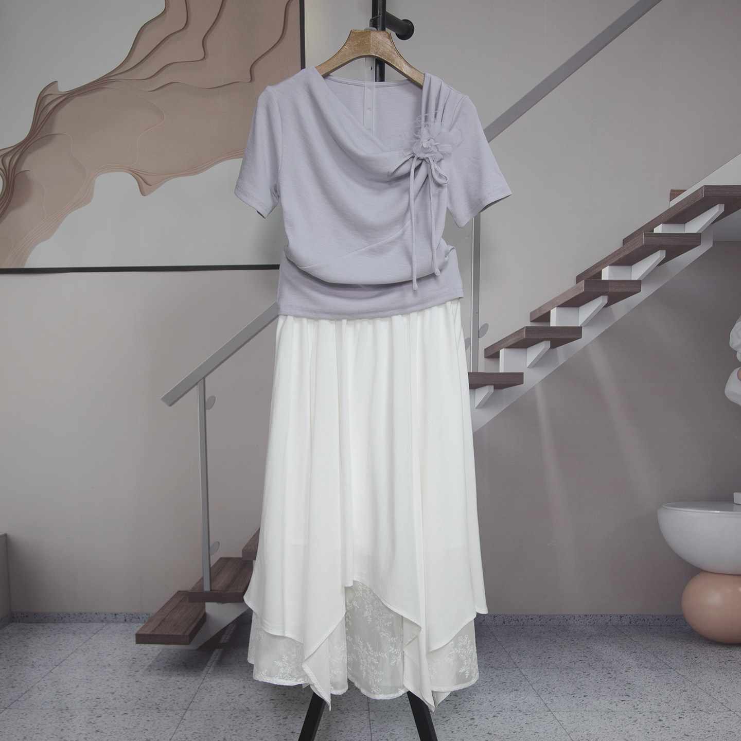 荡领系带修身短袖上衣不规则半身裙女2026夏季新款两件套装268033