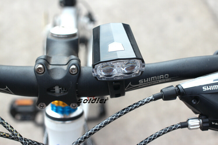 Eclairage pour vélo - Ref 2398406 Image 4