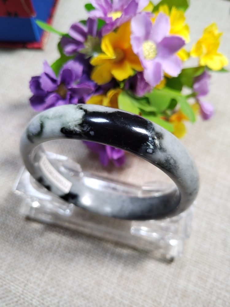 墨玉手镯蓝田玉正宗蓝田玉