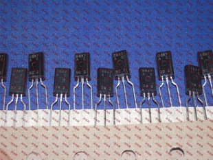 2SD667 TO92L进口原装 C挡 D667 一对 B647 音频发烧配对管2SB647